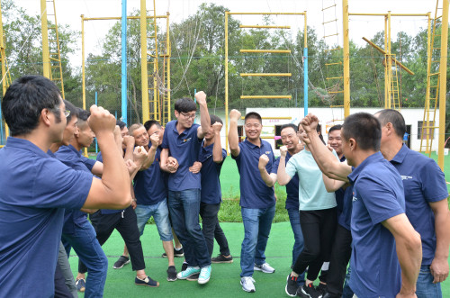 宜良LEJING SPORTS开展“不忘初心，牢记使命”重走长征路活动